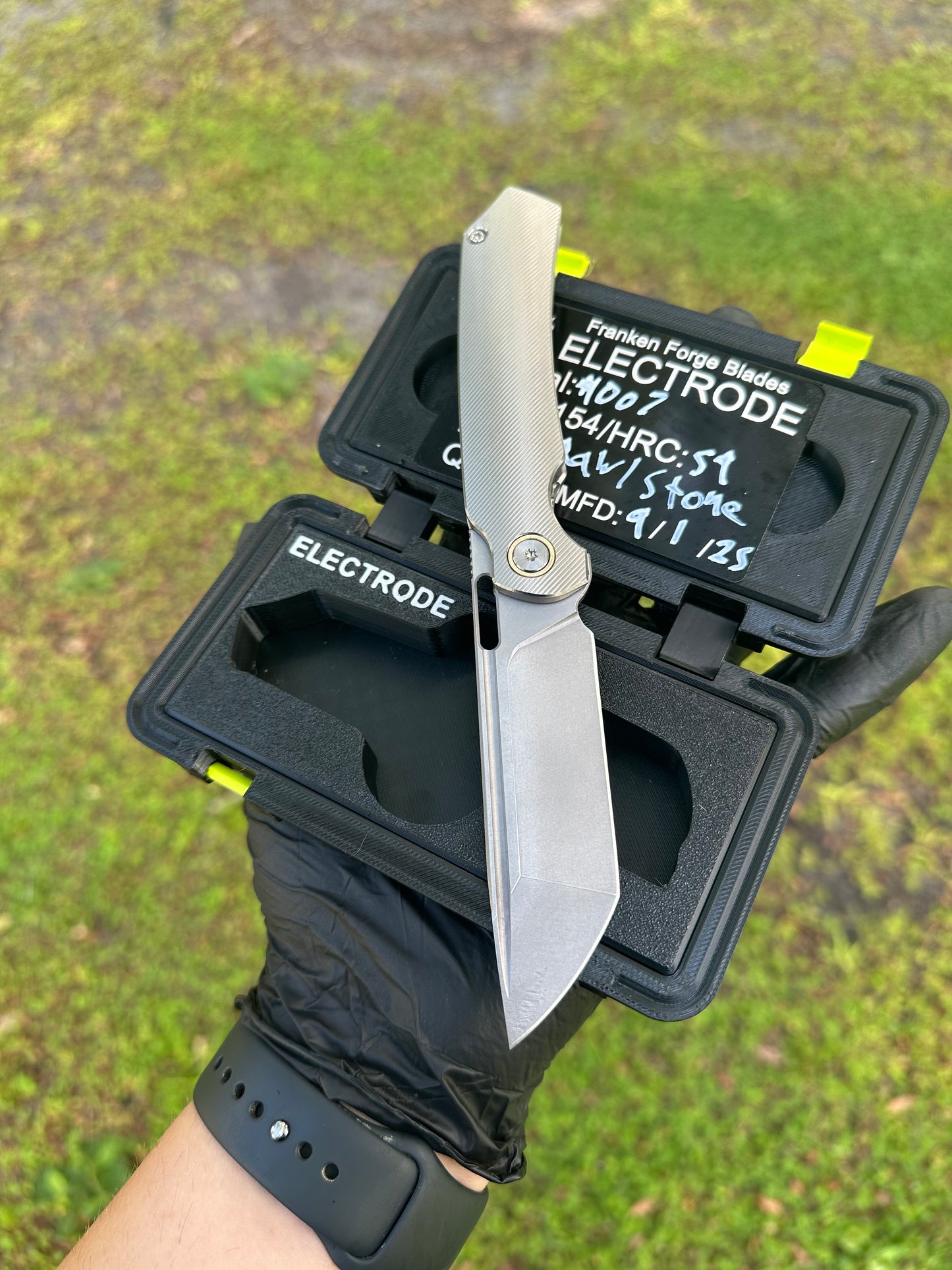 The Electrode – Titanium Folding Knife