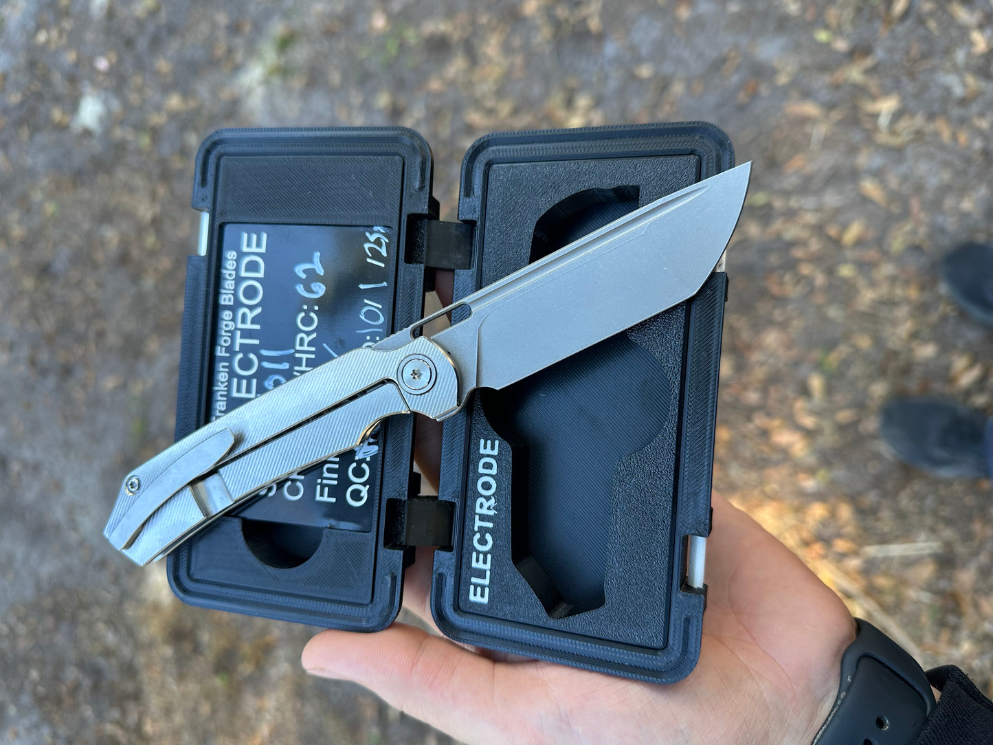The Electrode – Titanium Folding Knife